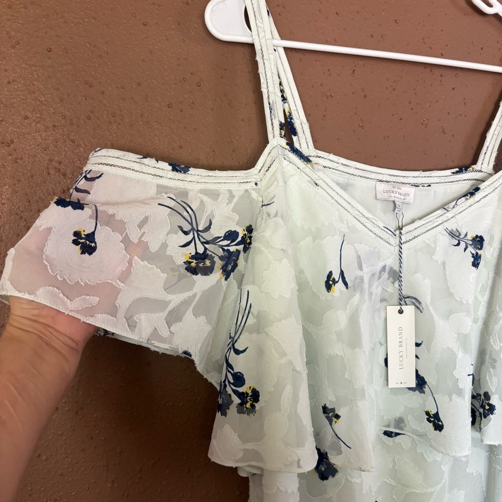 Lucky Brand light mint color Floral Burnout Cold Shoulder Ruffle Top 2X New - Picture 6 of 10